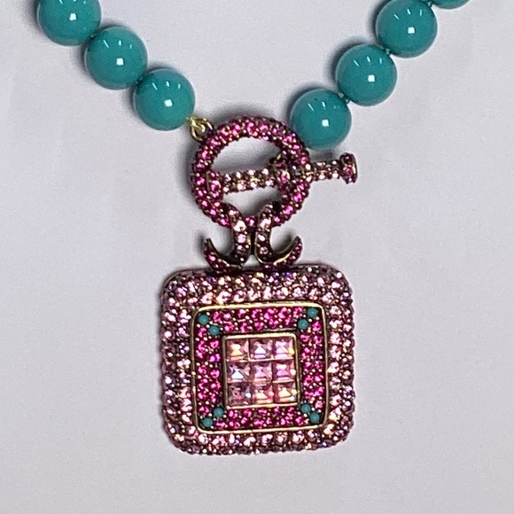 Heidi Daus Necklace- Tantalizing Trio Beaded Crystal Drop Toggle - Picture 3 of 4